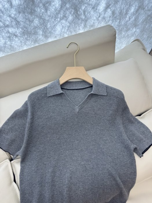 Футболка женская фото 5