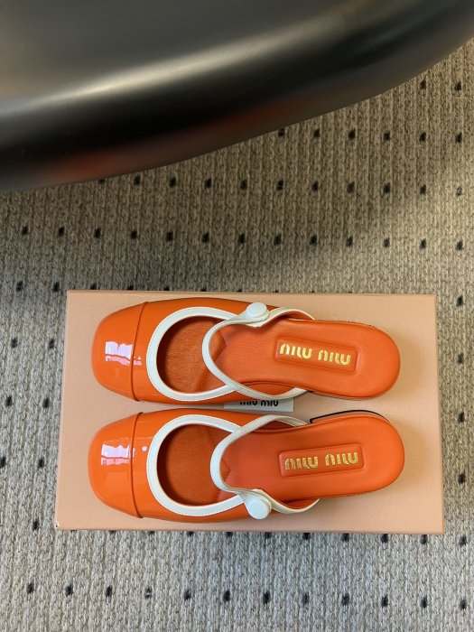 Босоножки фото 2