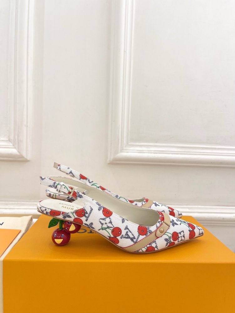 Босоножки фото 2