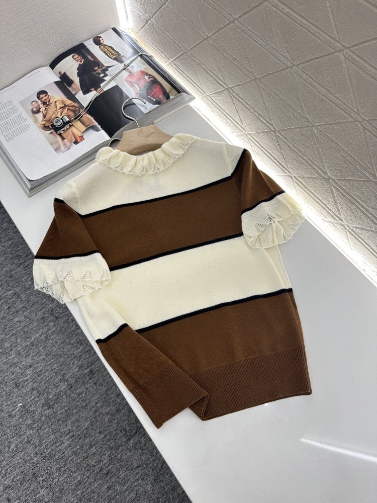 Футболка жіноча фото 2