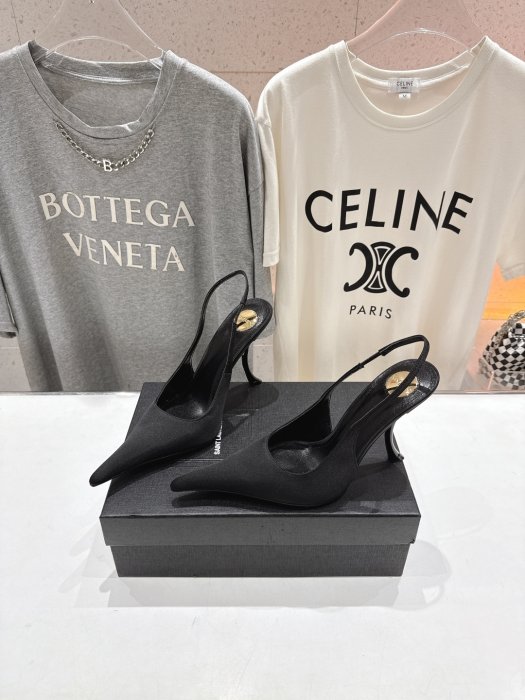 Босоножки фото 3