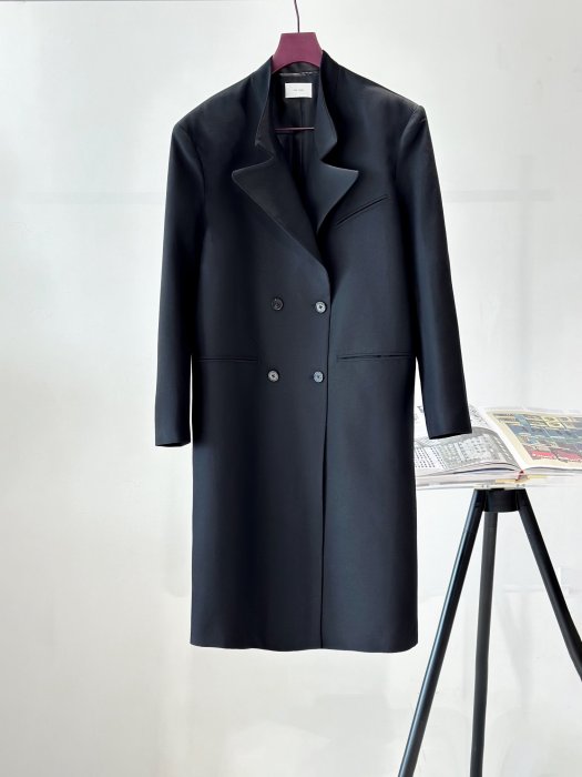 Coat wool women's