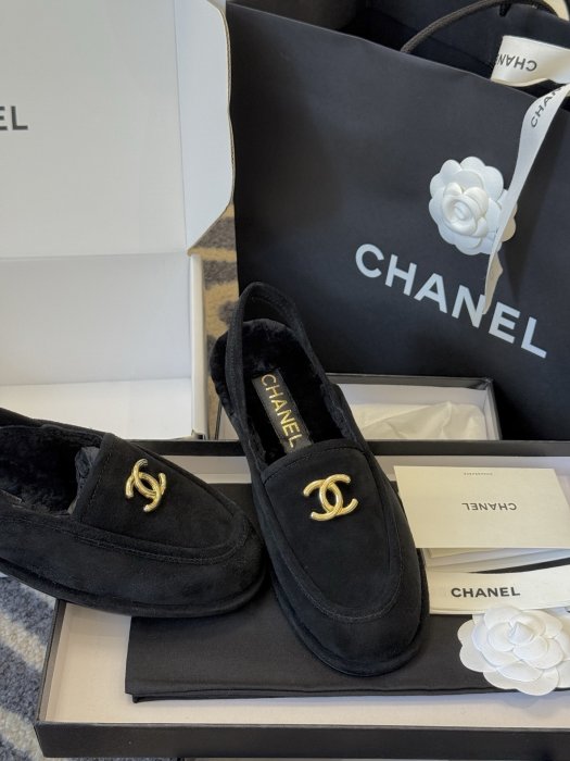 Туфлі жіночі фото 8