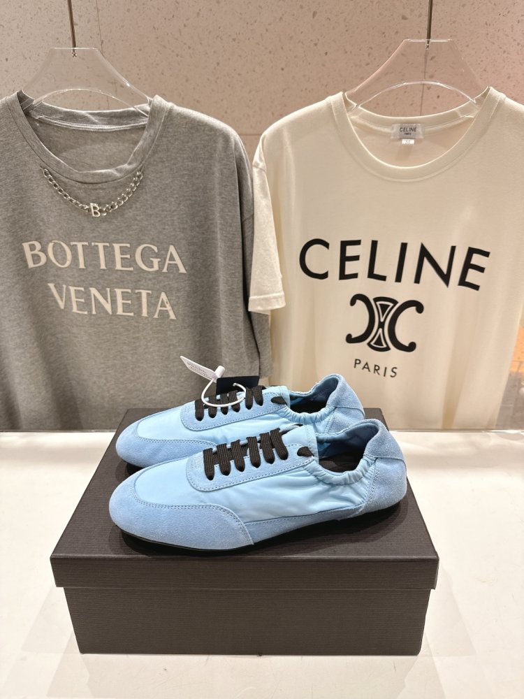 Кросівки жіночі фото 6