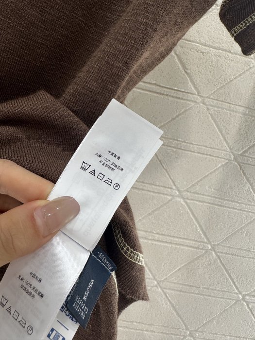 T-shirt women's фото 9