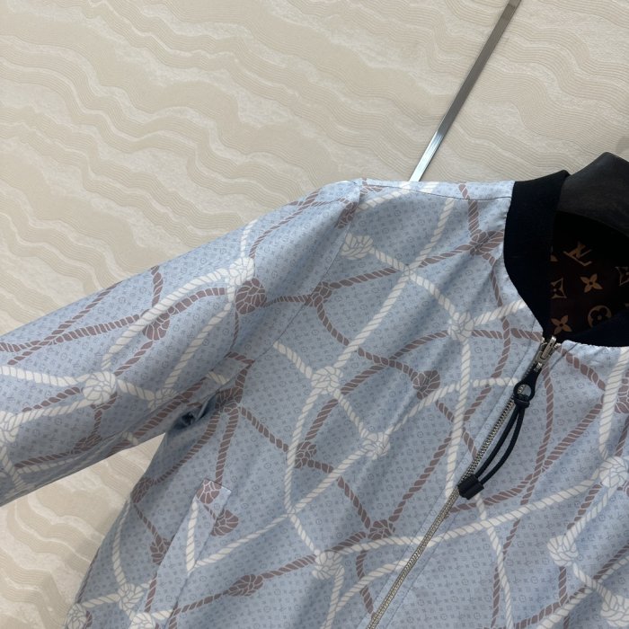 Куртка жіноча фото 3