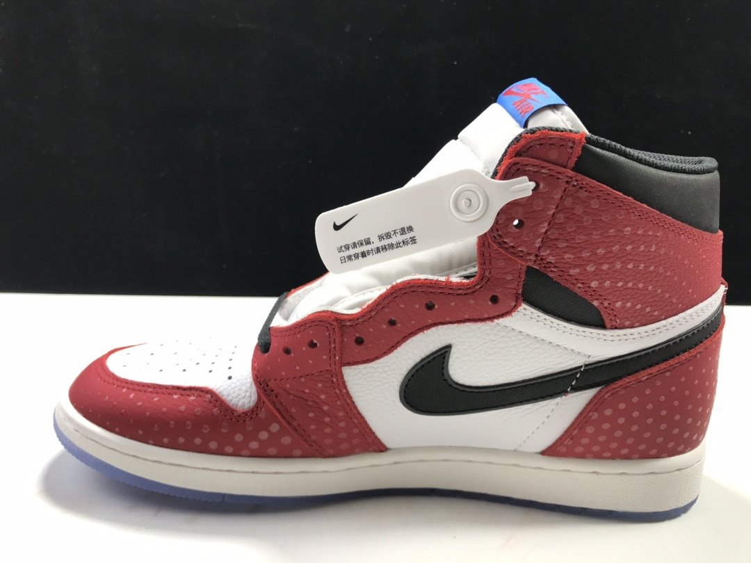 Кроссовки Air Jordan 1 Retro High фото 2