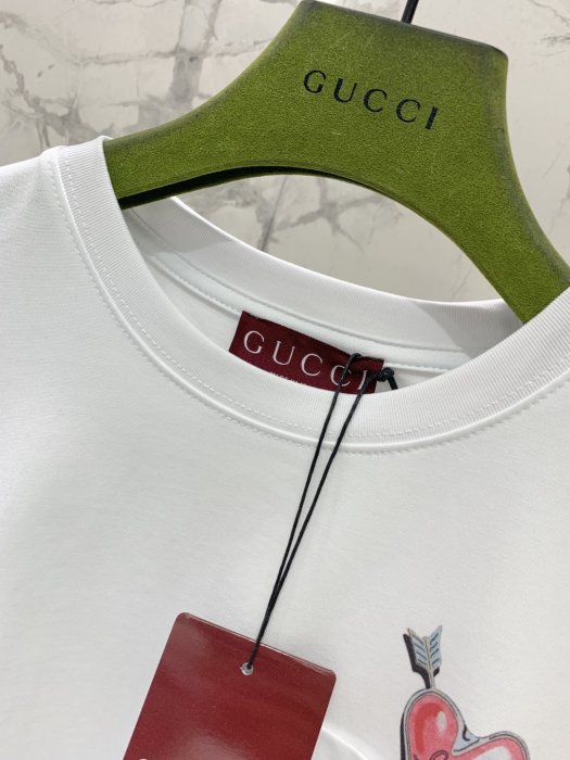 Футболка женская фото 3