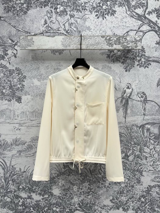 Куртка жіноча