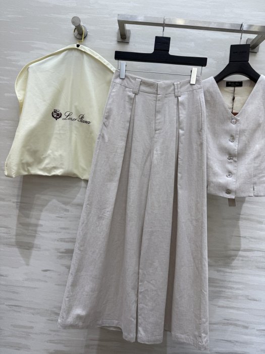 Костюм женский фото 9