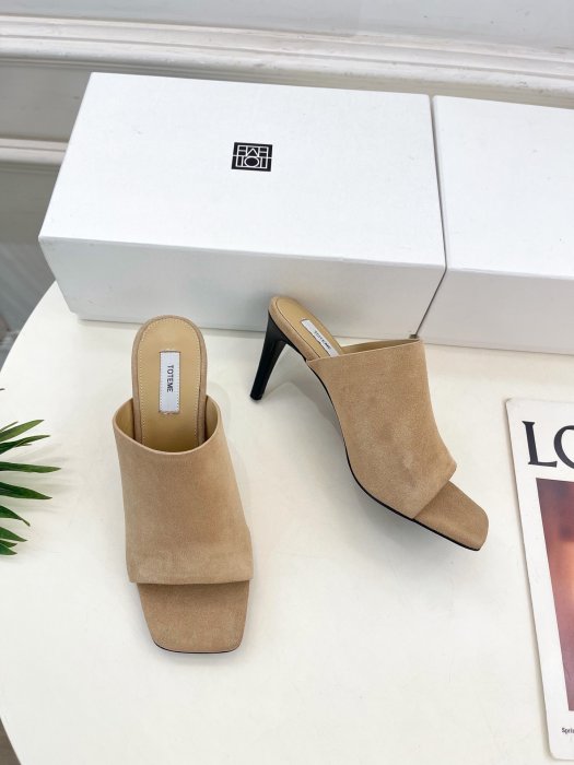 Босоножки фото 5