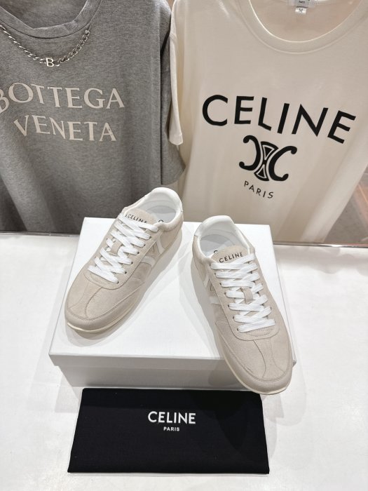 Кроссовки фото 2