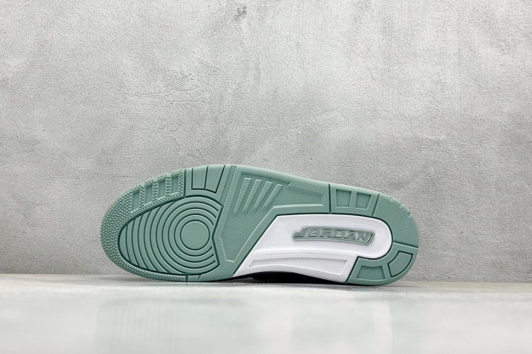 Кроссовки Air Jordan Legacy 312 Low фото 4