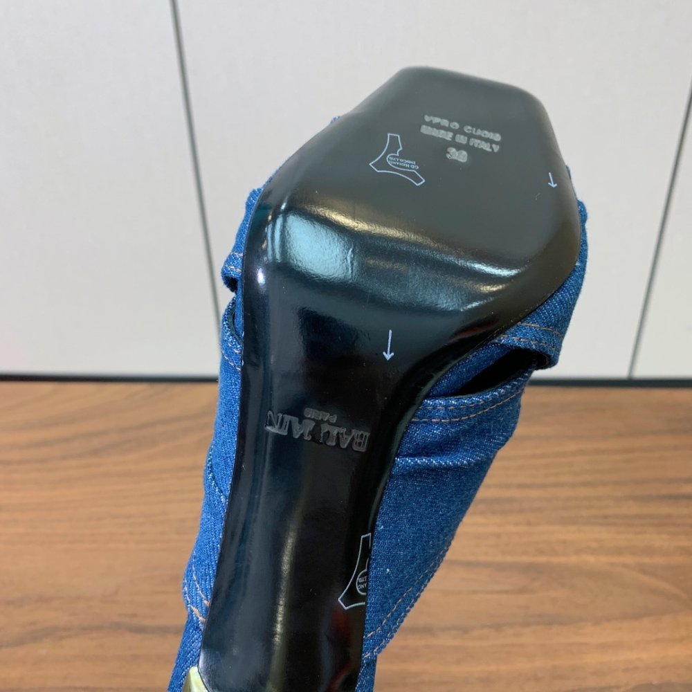 Босоножки фото 8