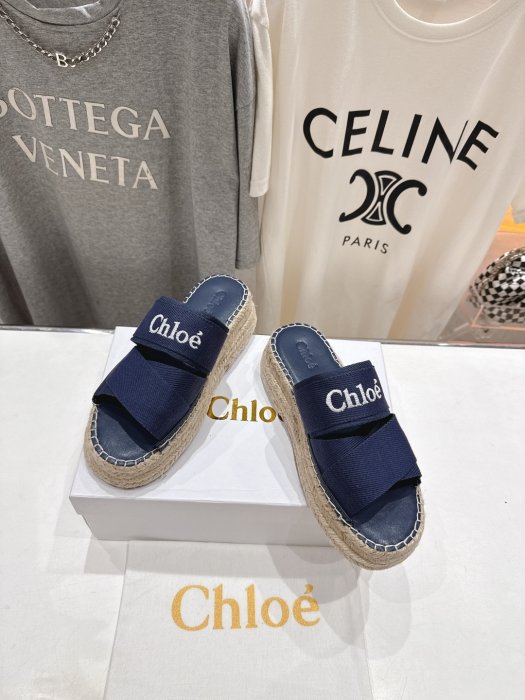 Шльопанці жіночі фото 2