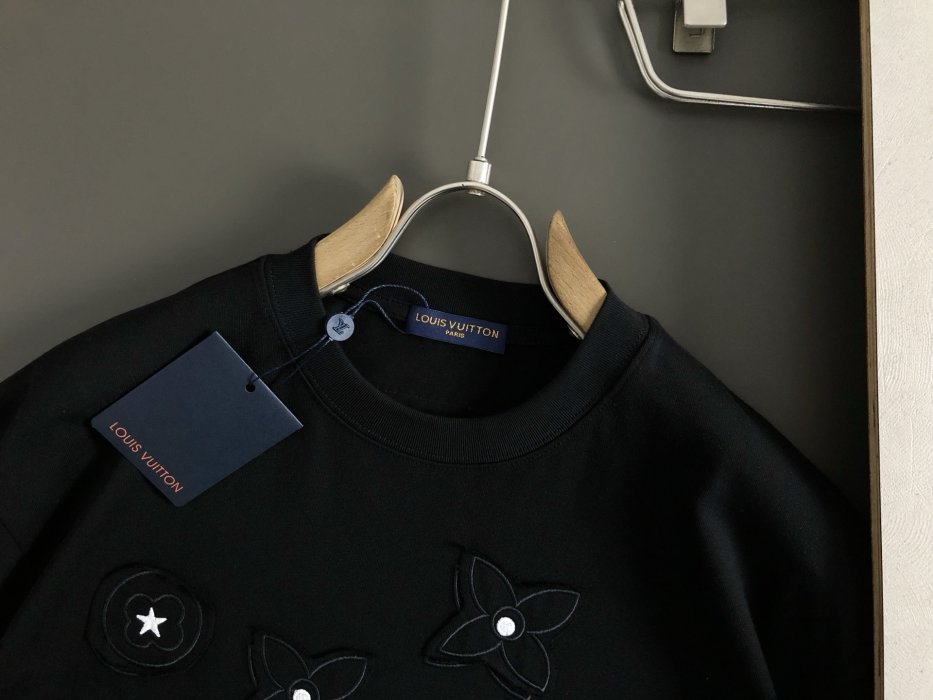 T-shirt men's фото 3