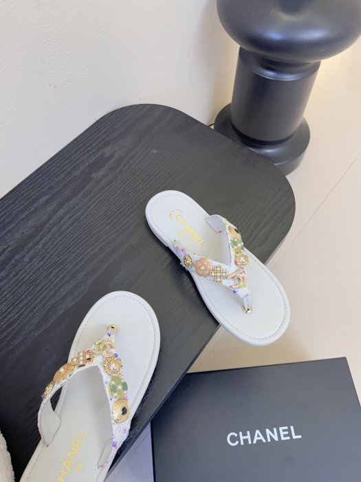 Шлепанцы фото 4