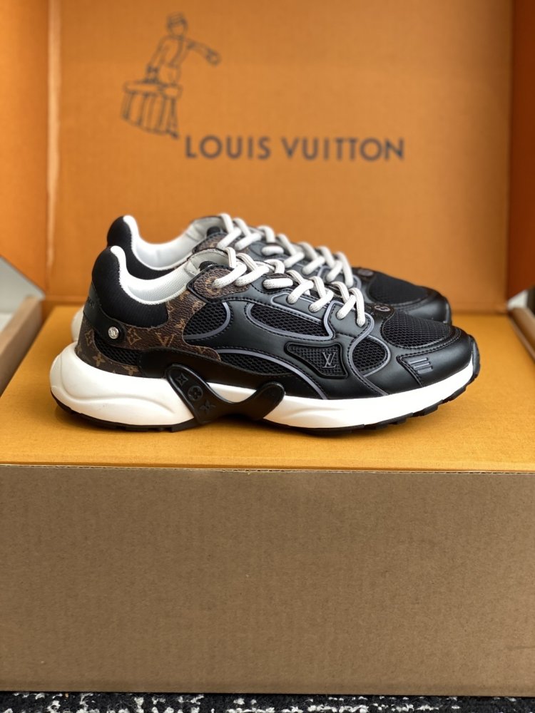 Кроссовки Olympia женские фото 2