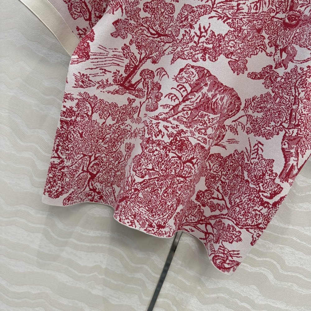 Футболка жіноча фото 6