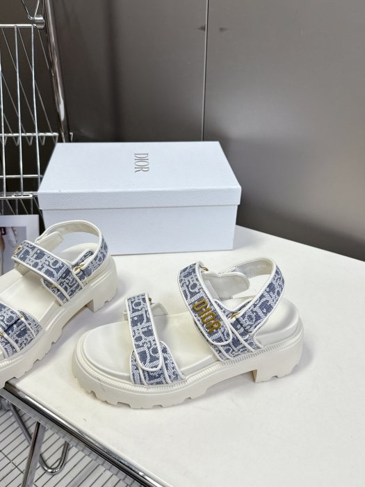 Sandals women's фото 3