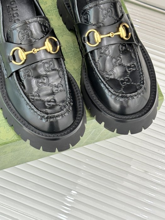 Туфли женские фото 7