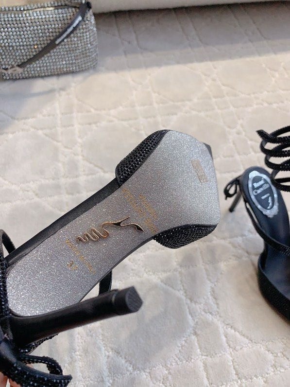 Босоножки фото 2