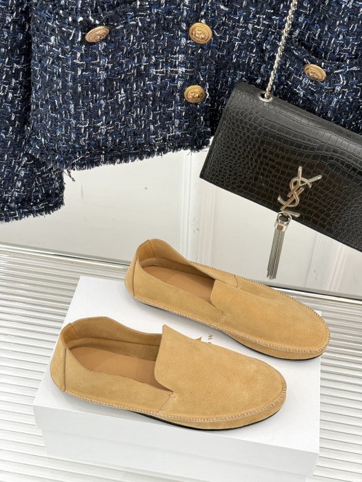 Туфли женские фото 3