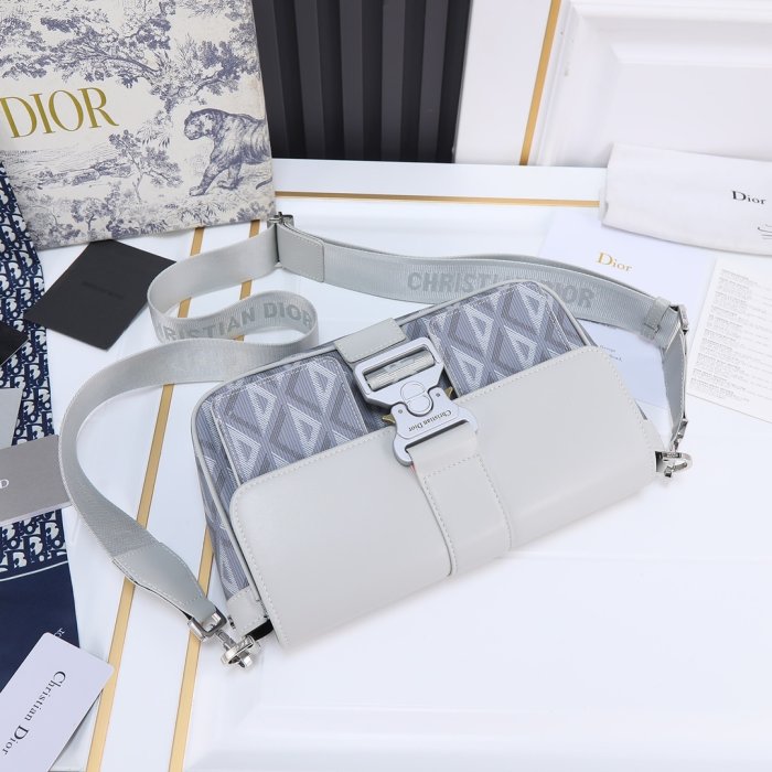 A bag Dior Hit the Road men's 27 cm фото 4