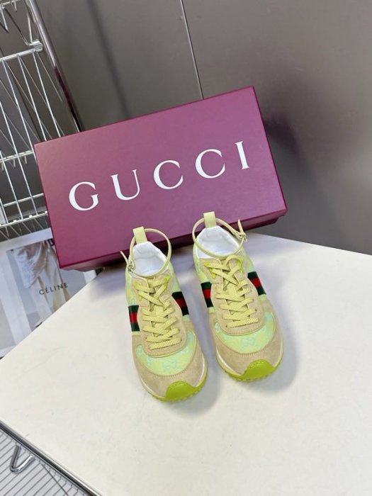 Кроссовки фото 3