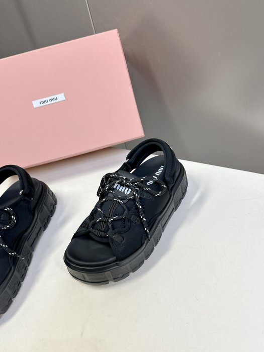 Сандалии женские фото 3