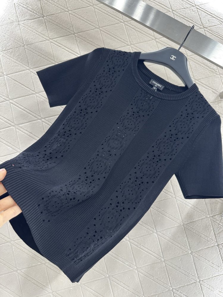 Футболка жіноча фото 6