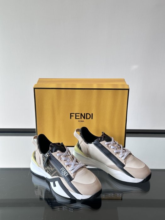 Кросівки чоловічі фото 5