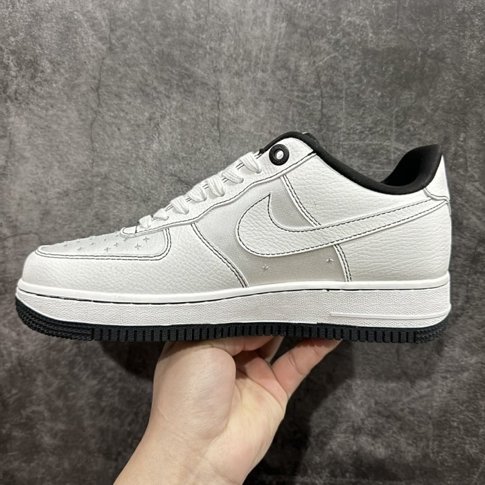 Кросівки Nike Air Force 1 07 Low фото 2