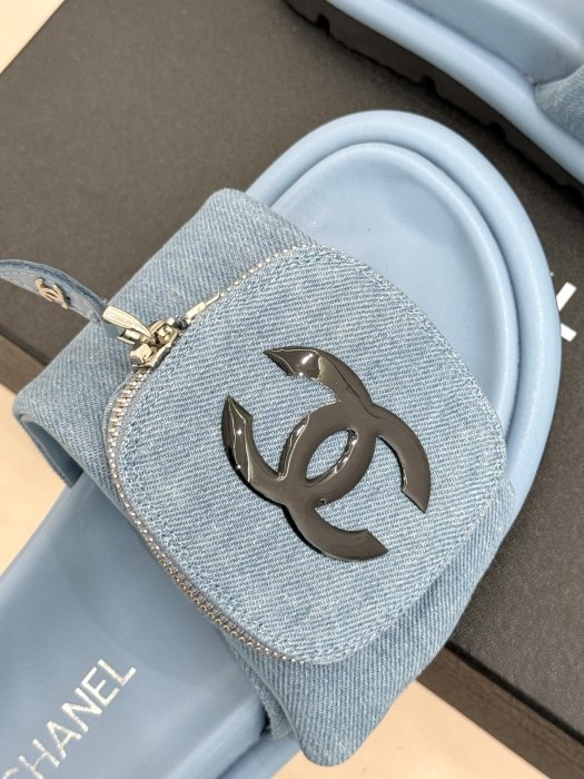 Шлепанцы фото 7