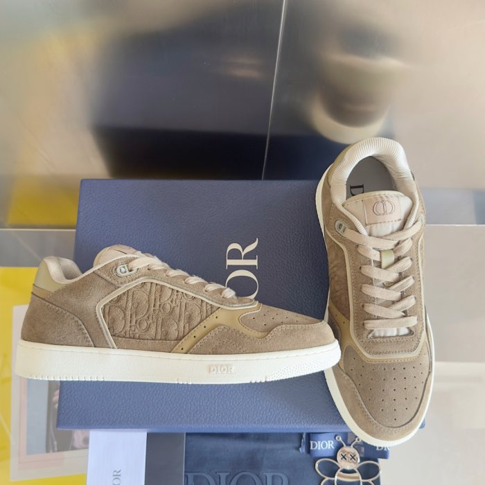 Кроссовки B27