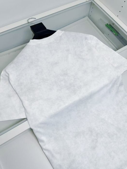 T-shirt men's фото 2
