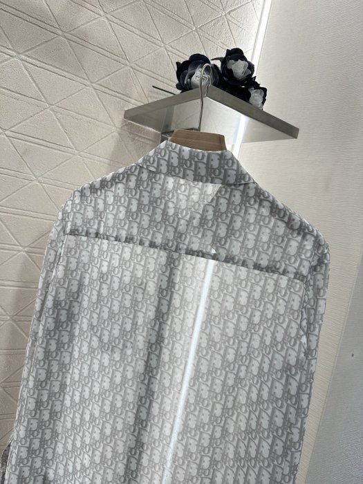 Shirt women's фото 4