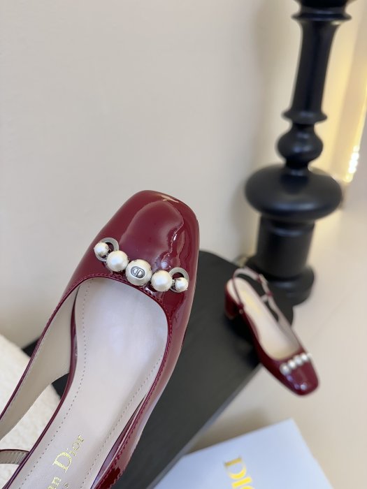 Босоножки фото 6