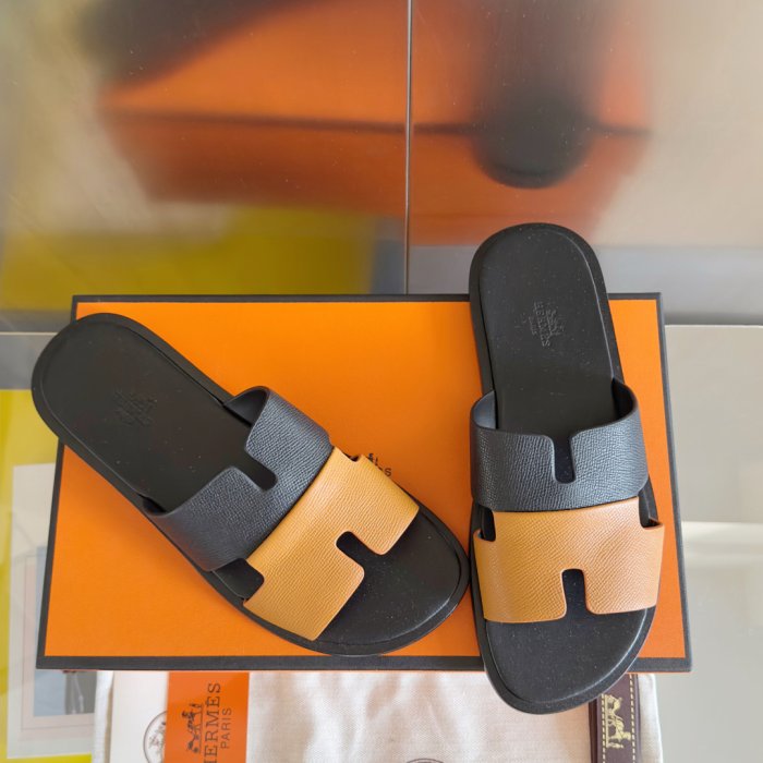 Шлепанцы женские фото 2