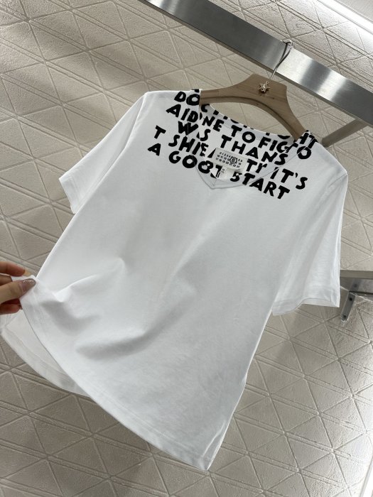 Футболка жіноча фото 6