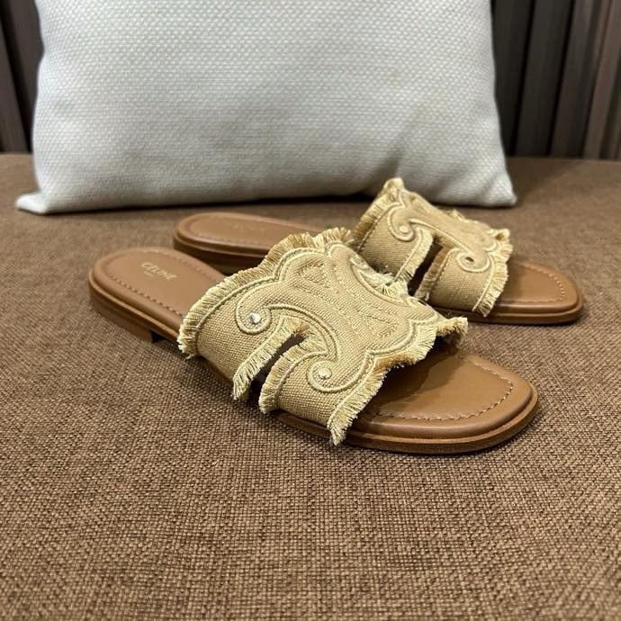 Шлепанцы фото 6