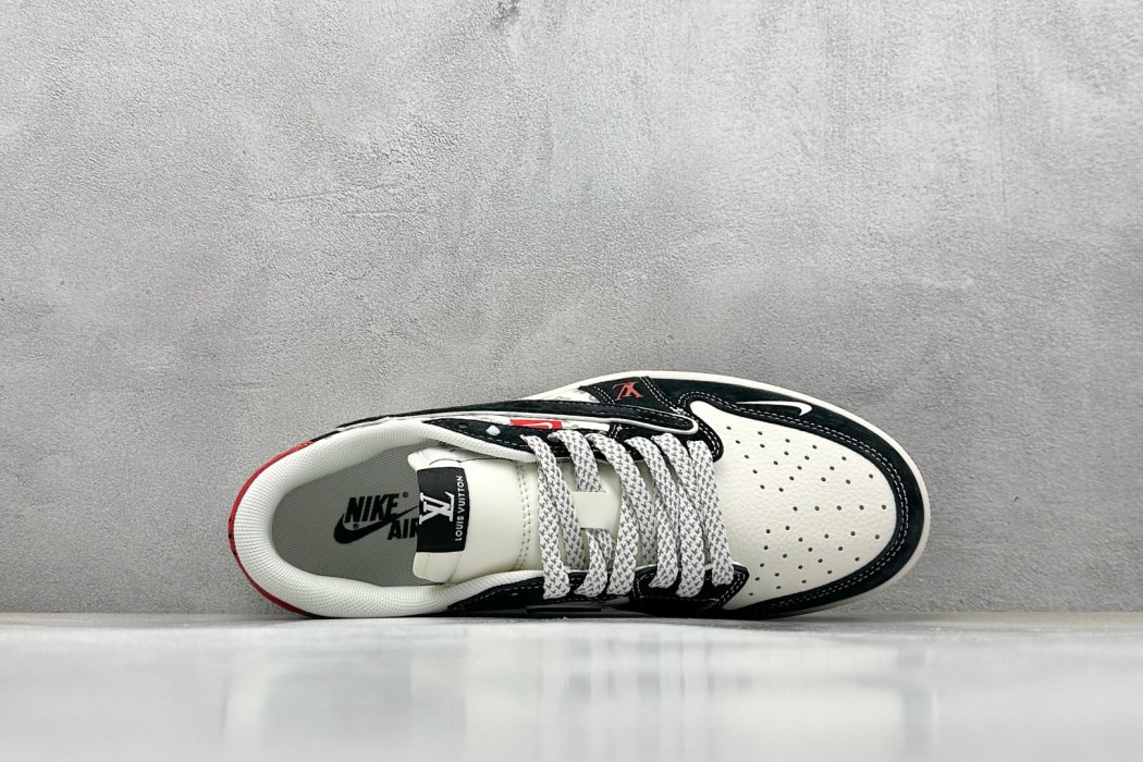 Кроссовки Travis Scott x Fragment Design x Air Jordan 1 Low фото 3