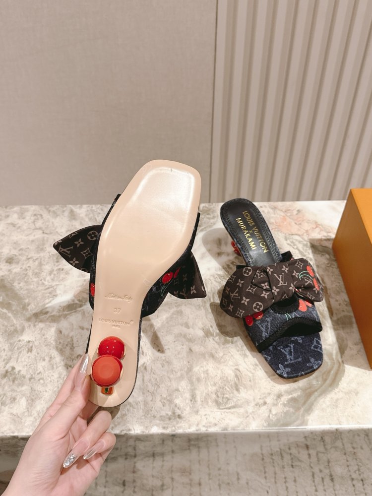 Босоніжки фото 6