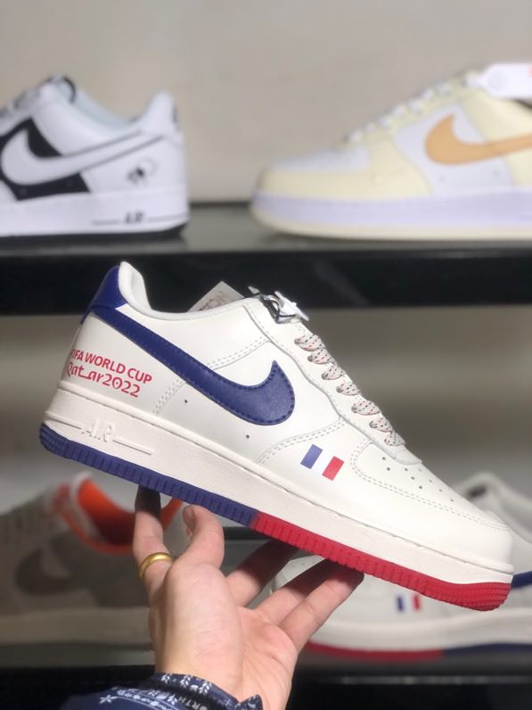 Кроссовки  Air Force 1 07 Low Red Blue France Limited фото 5