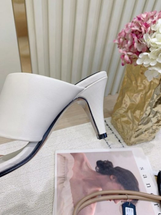 Босоножки фото 4