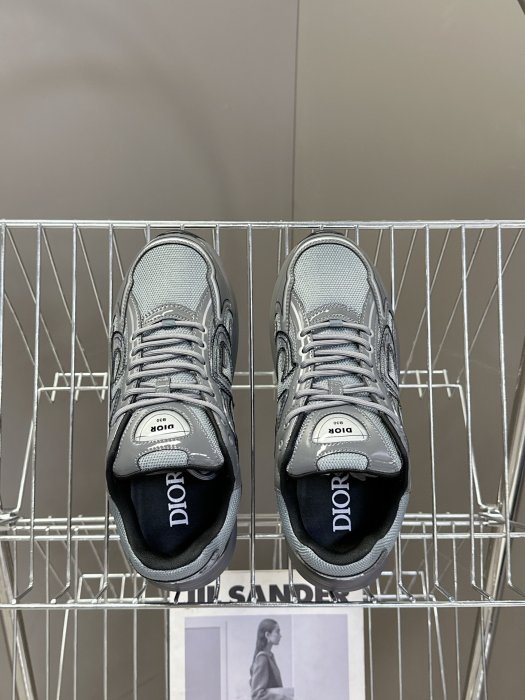 Кроссовки фото 6