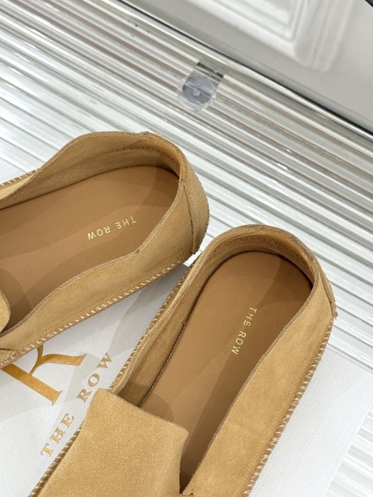 Туфли женские фото 8