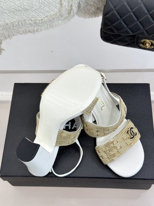 Босоножки фото 9