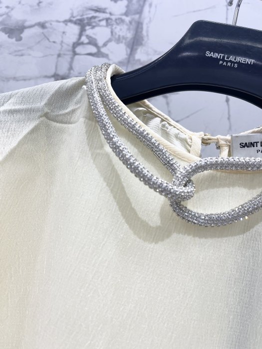 T-shirt women's фото 3