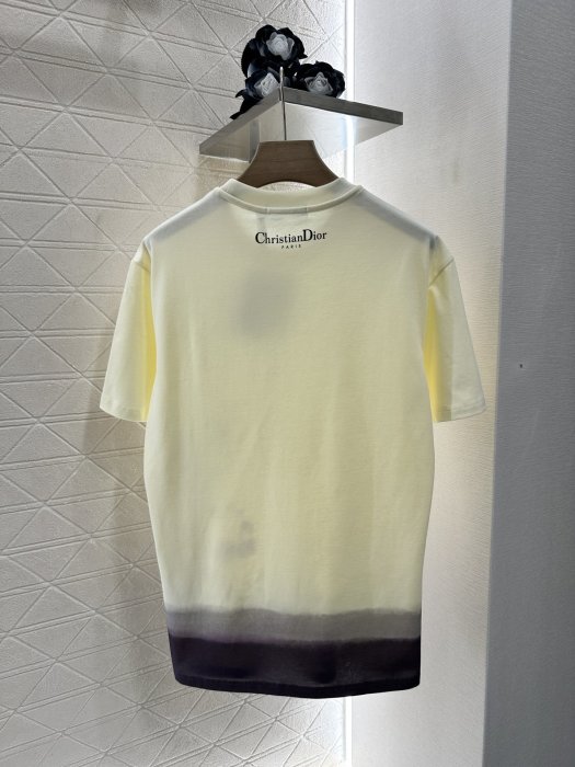 Футболка женская фото 2